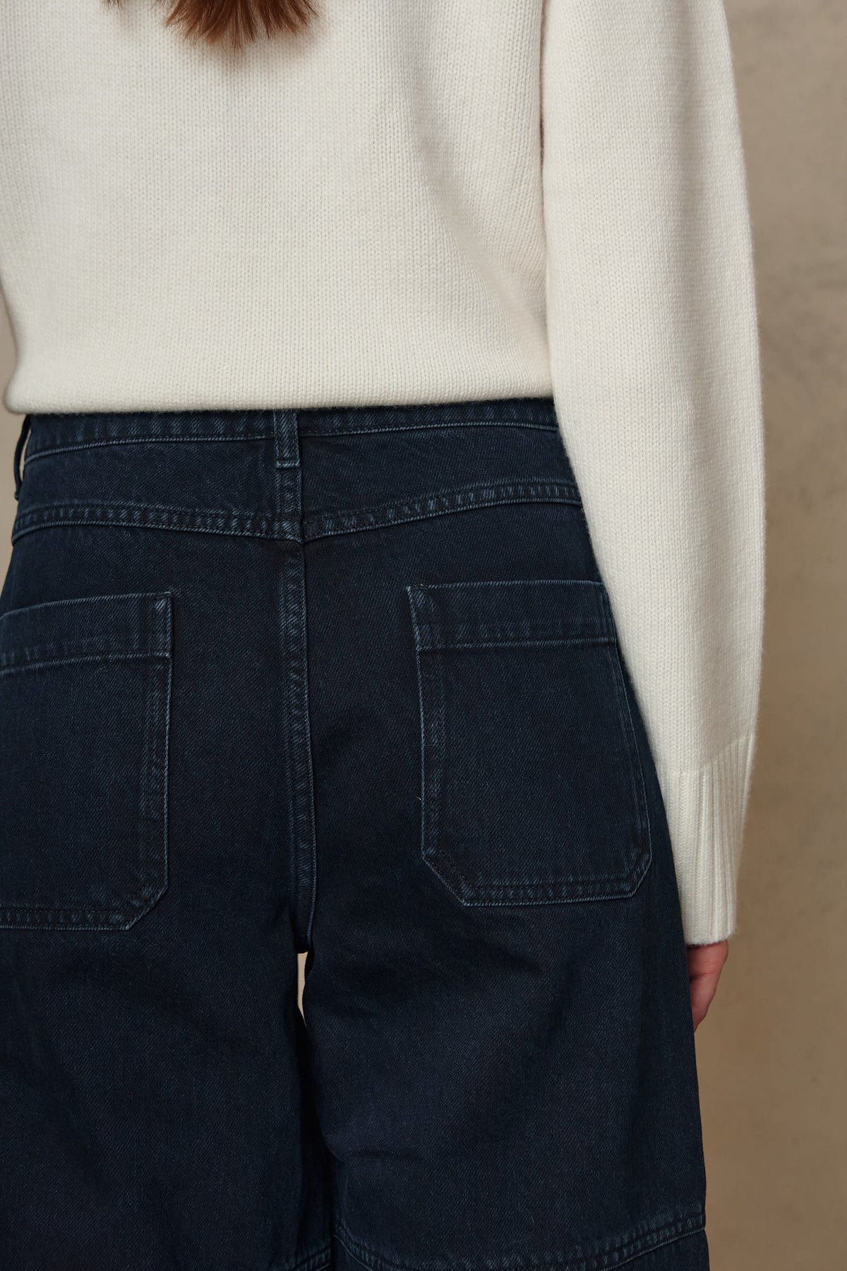 Billie Barrel Leg Jeans - Blue Black