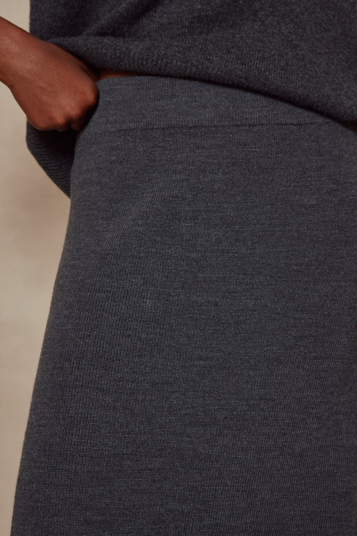 Mel Merino Blend Rib Skirt - Charcoal