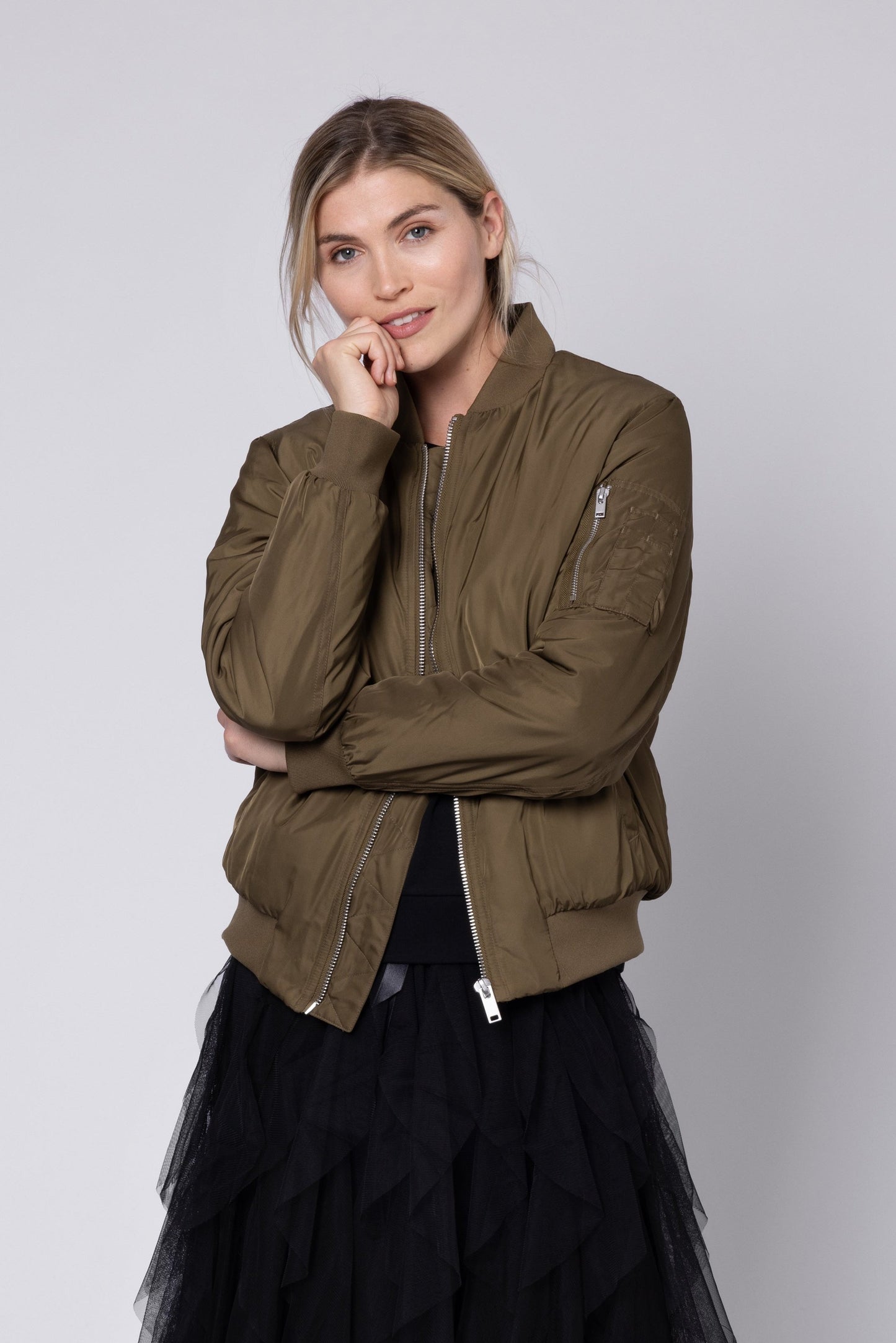 BELLA BOMBER JACKET (OLIVE)