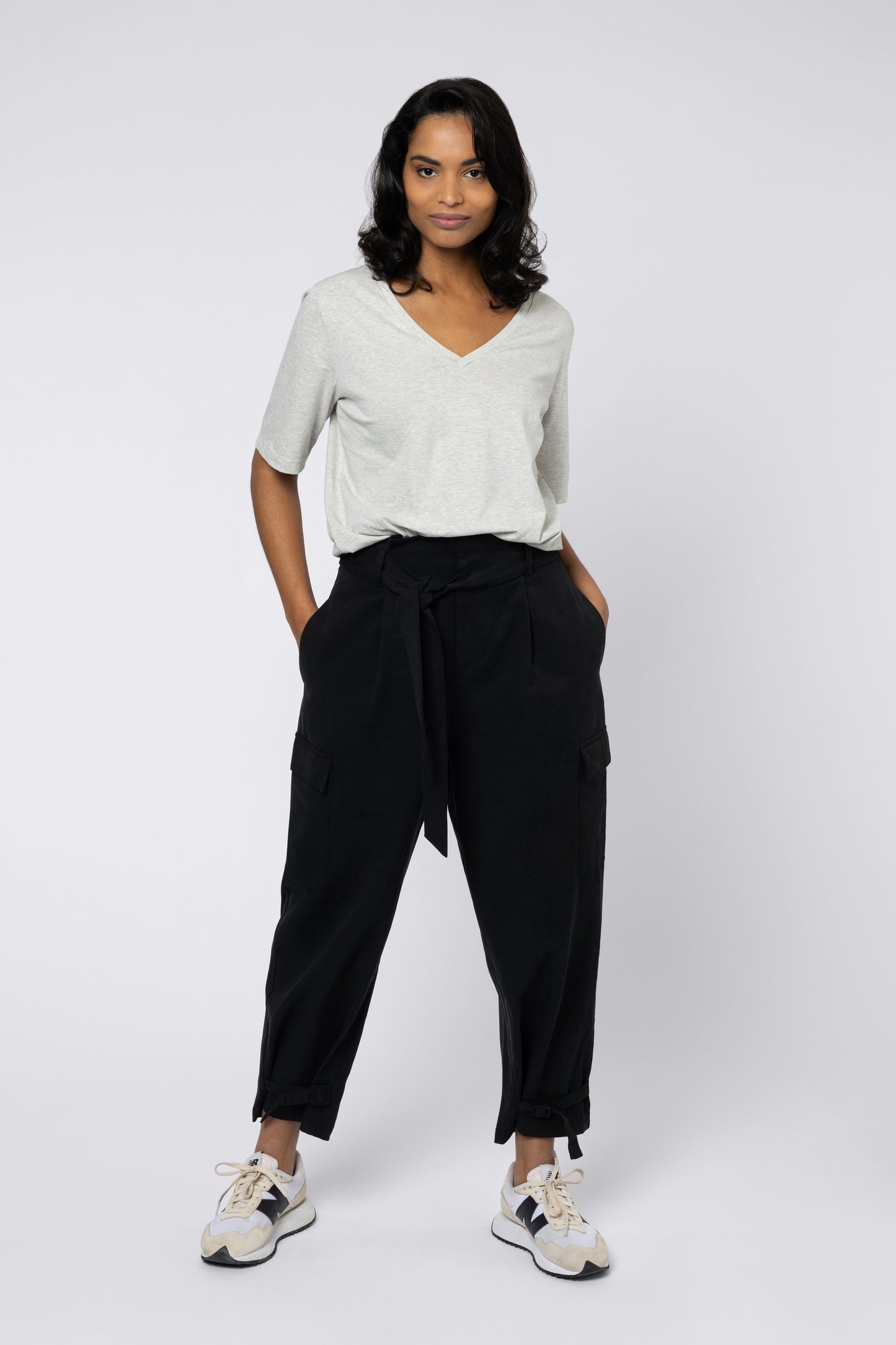 CHARLOTTE CARGO TROUSER BLACK CARGO TROUSERS SUSTAINABLE CAGO PANTS SPRING ELEVENLOVES
