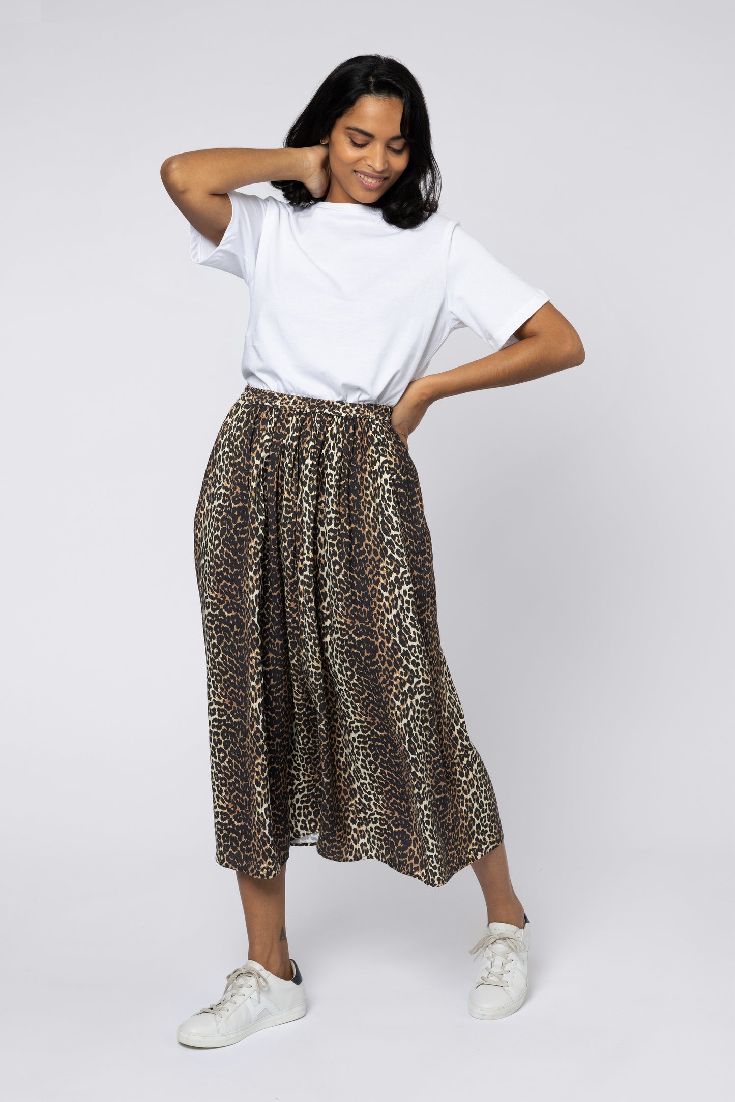 saffy leopard print skirt midi skirt neutral and black skirt leopard print trend leopard print skirt skirts for women eleven loves ellen loves 11 loves