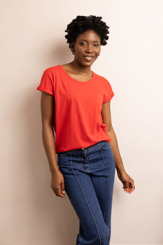 THE PERFECT ROLL SLEEVE T-SHIRT (RED)