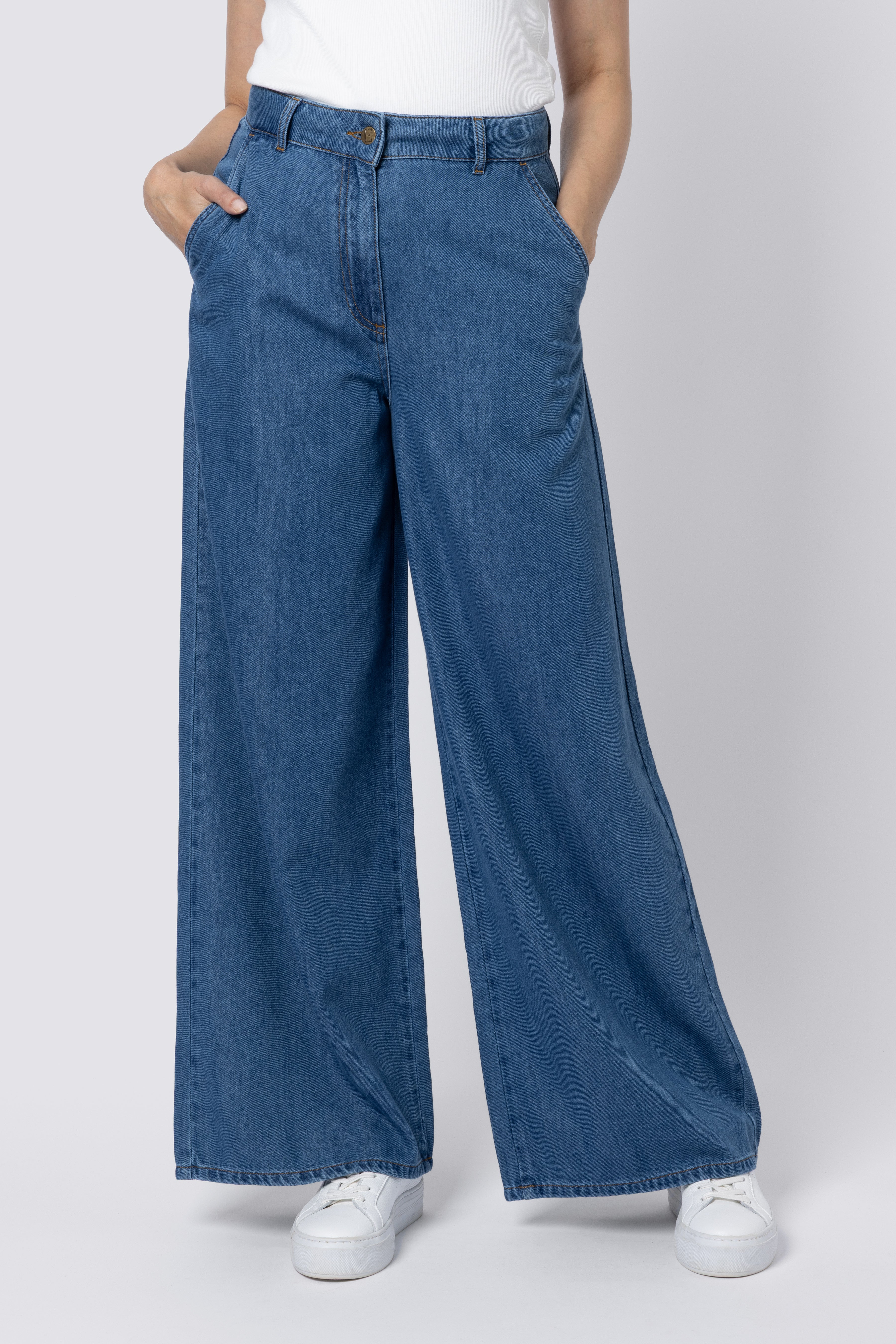Whitney Wide Leg Jeans - blue