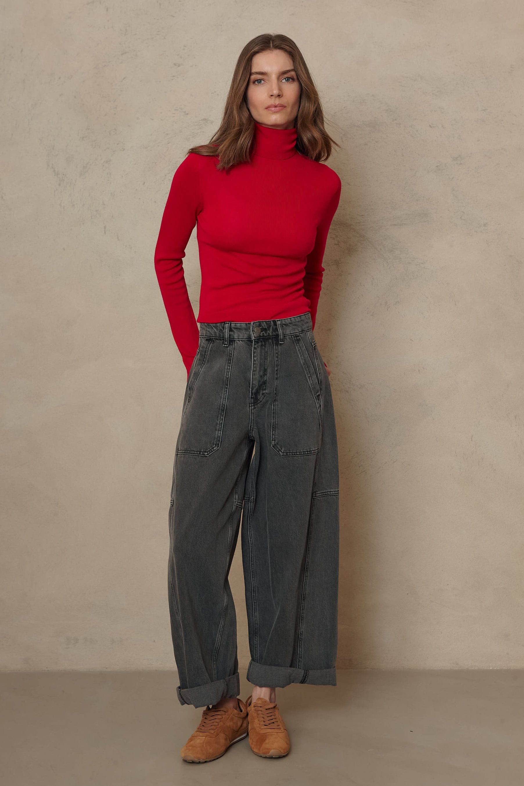 Billie Barrel Leg Jeans - Washed Black