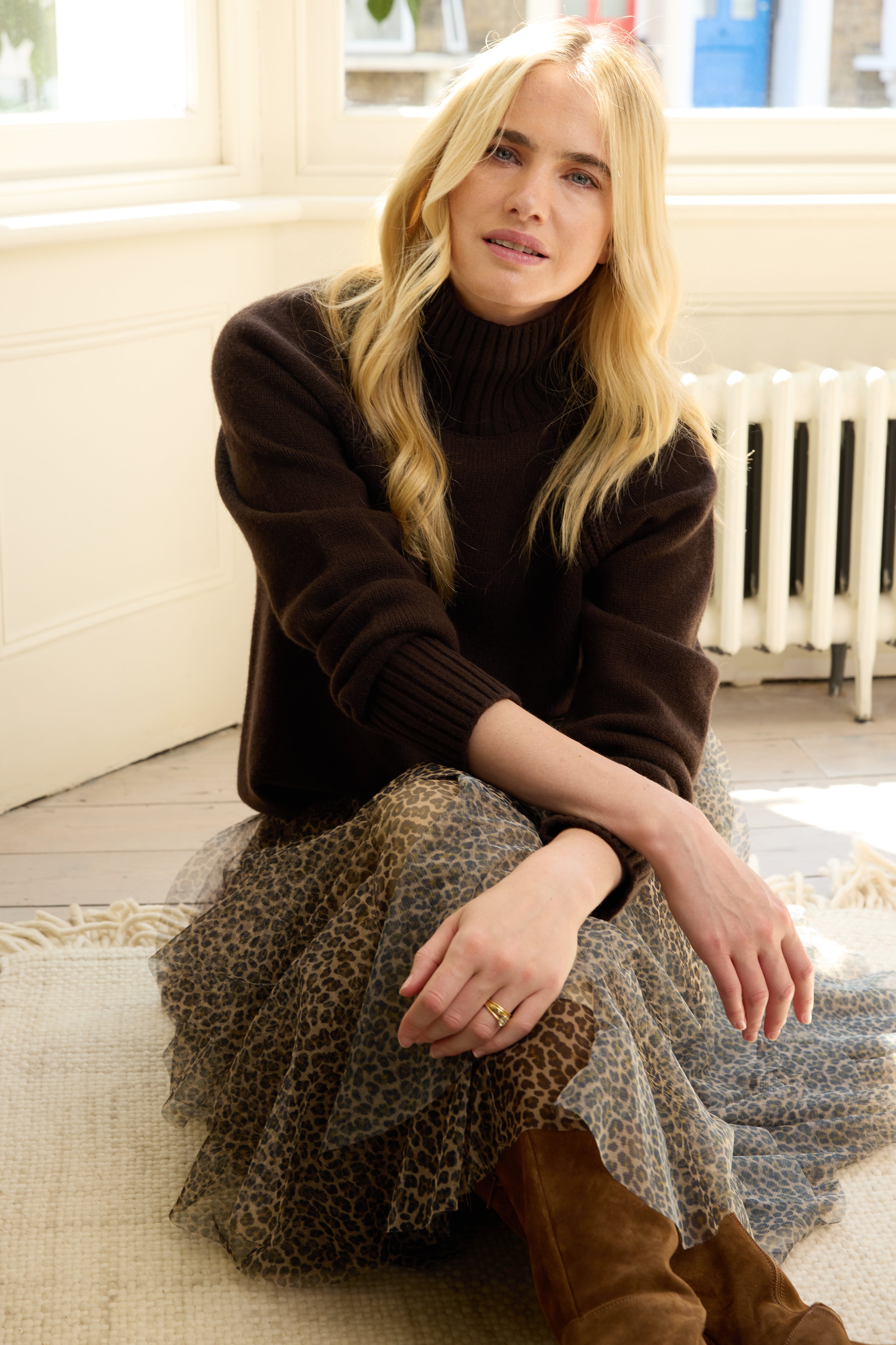 Bea Funnel Neck Jumper - Chocolate