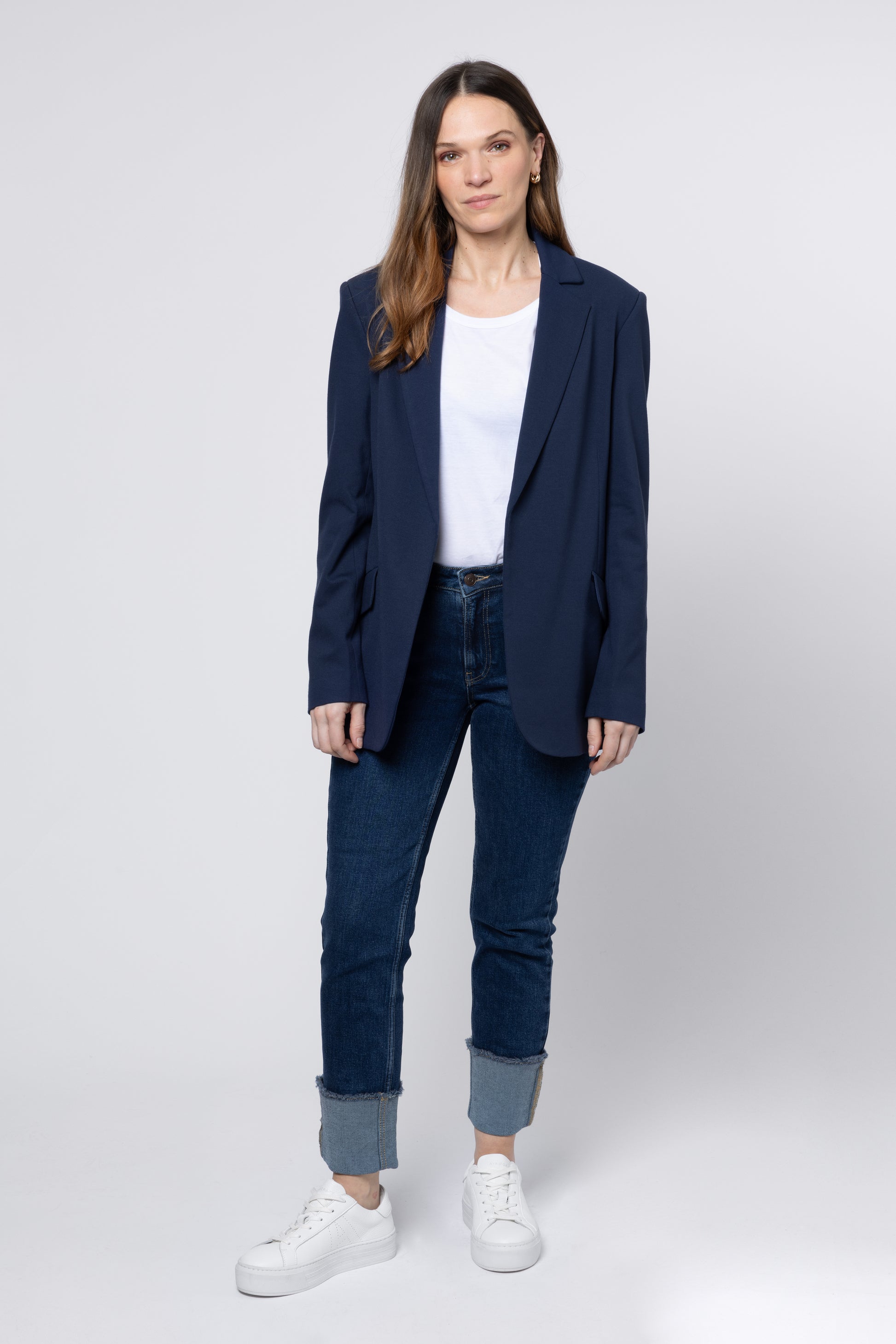 model wearing Navy Blazer Women Eleven Loves