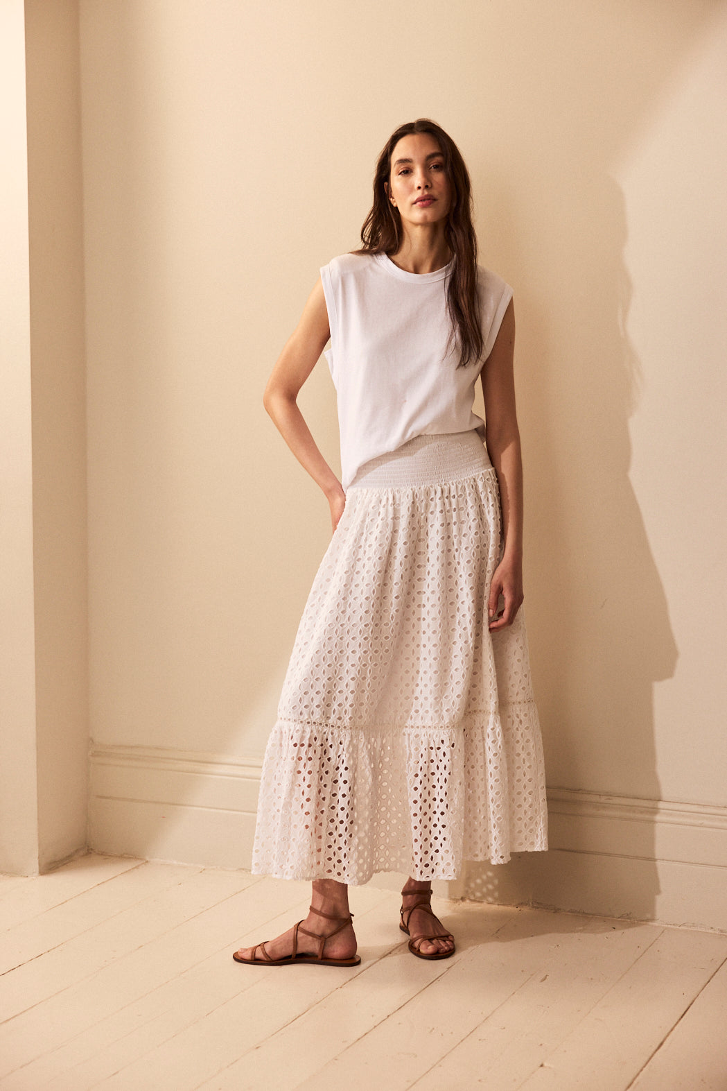 Beth Broderie Skirt - White - Eleven Loves