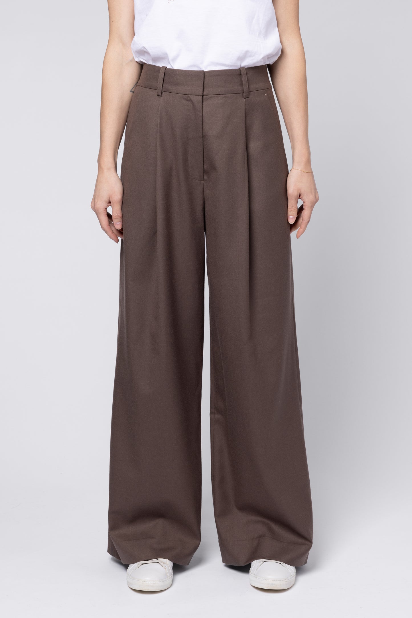 relaxed fit chocolate wide leg trousers