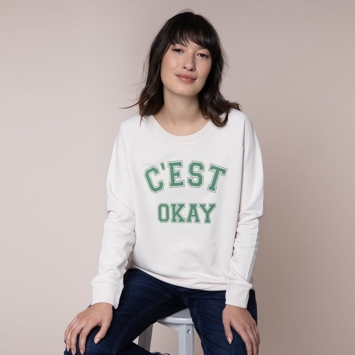 c'est okay white sweatshirt organic cotton Eleven Loves c'est okay white sweatshirt organic cotton Eleven Loves eleven loves elevenloves 11loves ellenloves